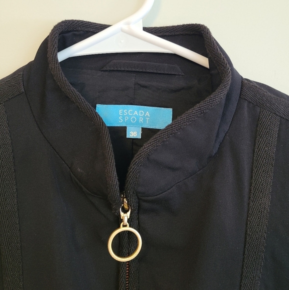 ESCADA SPORT Zipped Split Jacket in Black … - Picture 3 of 10